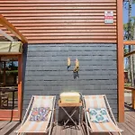 Liiiving In Ofir - Seaside Pool Nyaraló